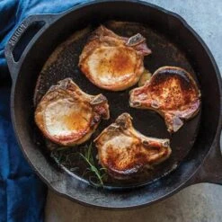 Lodge Cast Iron Skillet 270mm With Helper Handle -hospitality superstore store HIL8SK3 1 500x500 1